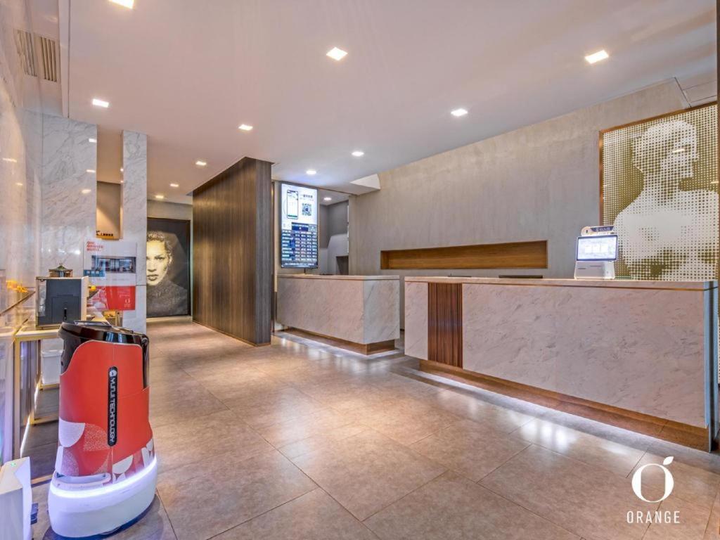 Orange Hotel Beijing Wangfujing Pedestrian Street Екстер'єр фото